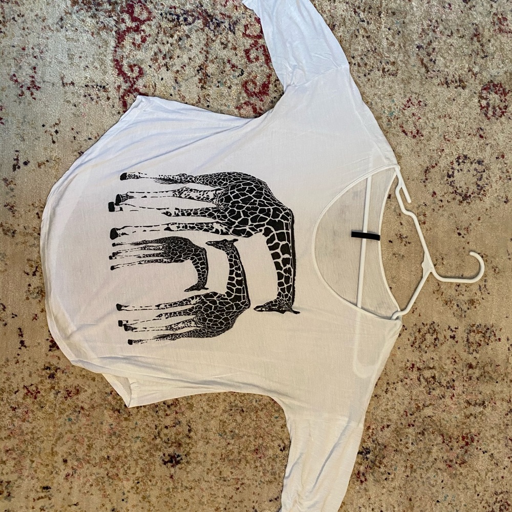 Giraffe shirt